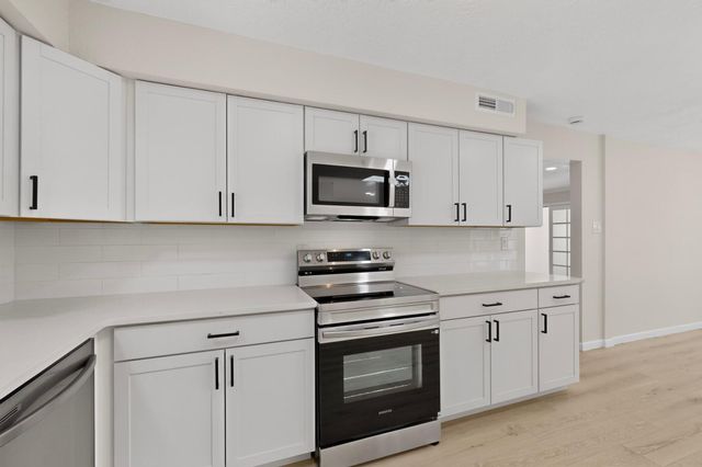 11316 Morocco Road NE, Albuquerque, NM 87111