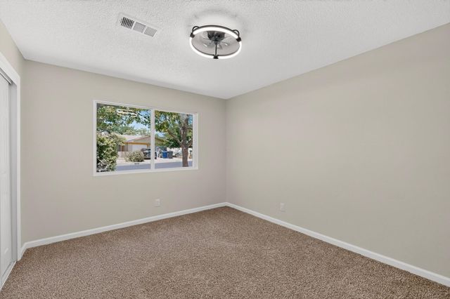 11316 Morocco Road NE, Albuquerque, NM 87111