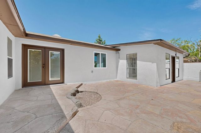 11316 Morocco Road NE, Albuquerque, NM 87111