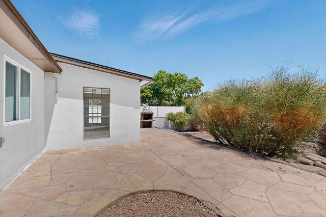 11316 Morocco Road NE, Albuquerque, NM 87111