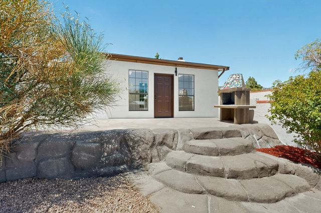 11316 Morocco Road NE, Albuquerque, NM 87111