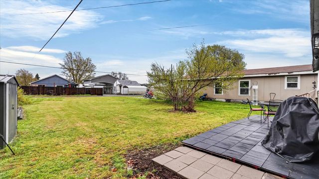 2707 E Desmet Ave, Spokane, WA 99202