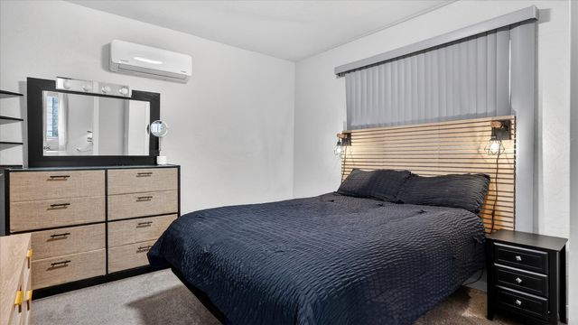 2707 E Desmet Ave, Spokane, WA 99202