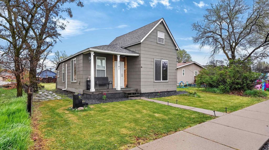 2707 E Desmet Ave, Spokane, WA 99202