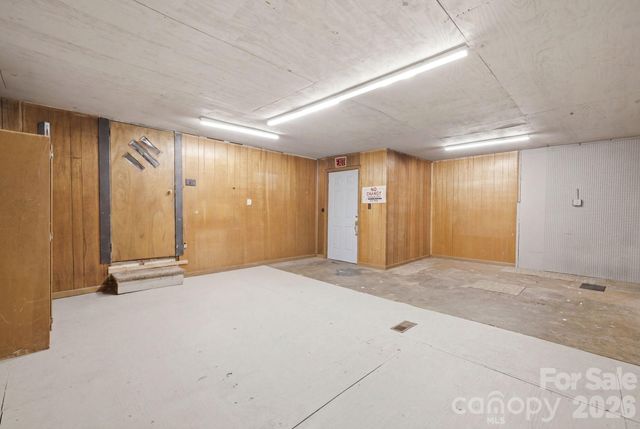 2026 12th Avenue NE, Hickory, NC 28601