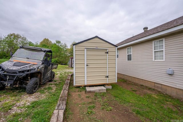 414 Carpenter Road, Thayer, MO 65791