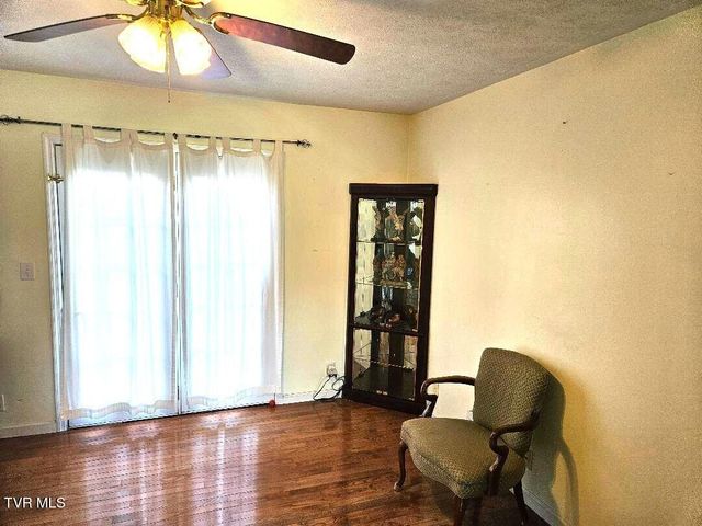 800 Locust Street 3, Rogersville, TN 37857