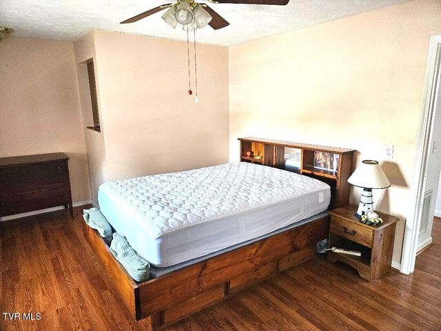 800 Locust Street 3, Rogersville, TN 37857