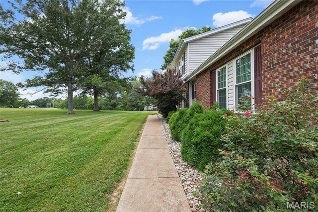 113 Sunnybrook Drive, Festus, MO 63028