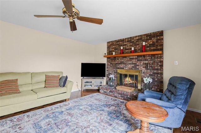 113 Sunnybrook Drive, Festus, MO 63028