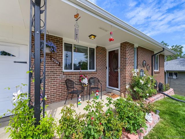 5325 King Ct, Denver, CO 80221