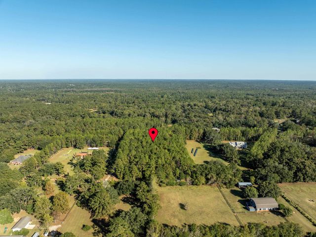 FARAWAY FARM Road, Tallahassee, FL 32317