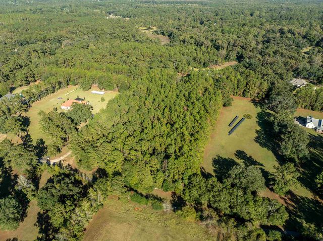 FARAWAY FARM Road, Tallahassee, FL 32317