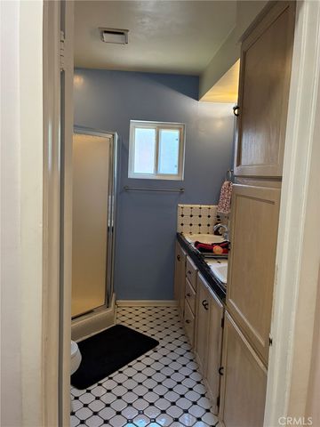4711 Aqueduct, Los Angeles, CA 91436