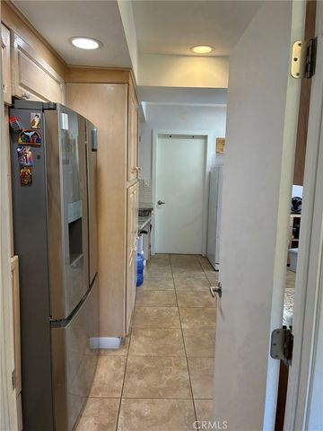 4711 Aqueduct, Los Angeles, CA 91436