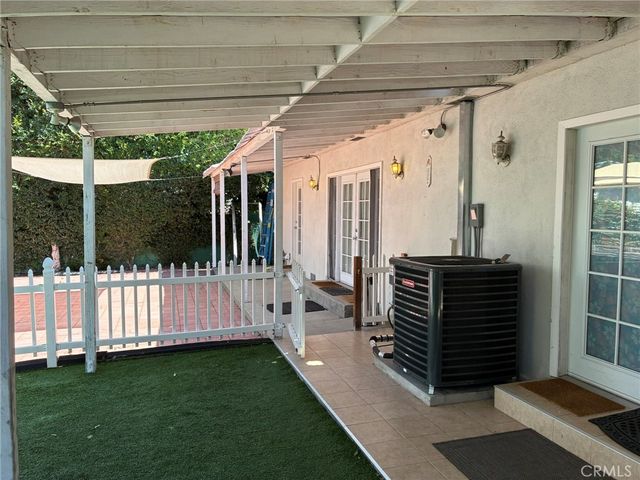4711 Aqueduct, Los Angeles, CA 91436