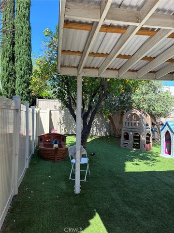 4711 Aqueduct, Los Angeles, CA 91436