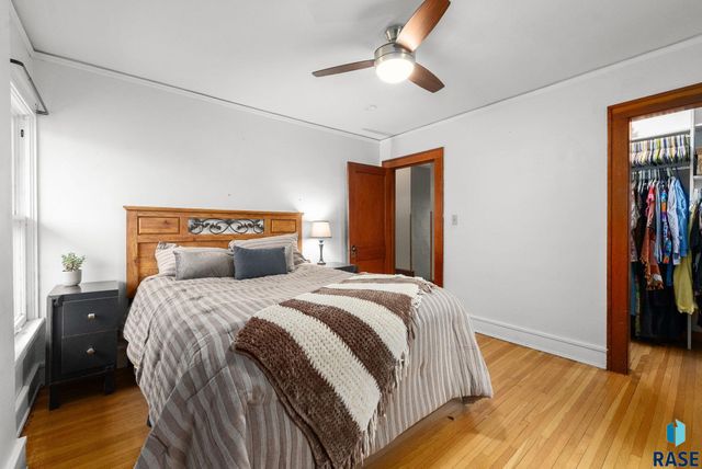 709 E 20th St Street, Sioux Falls, SD 57105