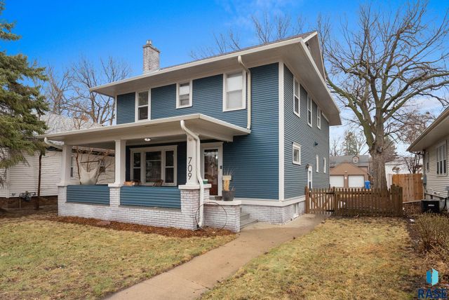 709 E 20th St Street, Sioux Falls, SD 57105