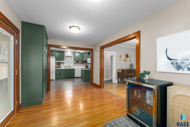 709 E 20th St Street, Sioux Falls, SD 57105