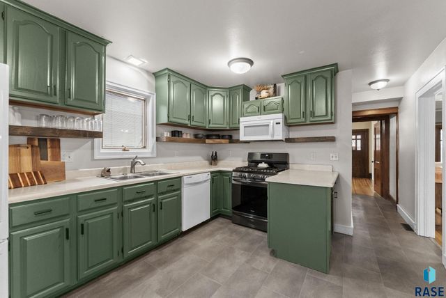 709 E 20th St Street, Sioux Falls, SD 57105