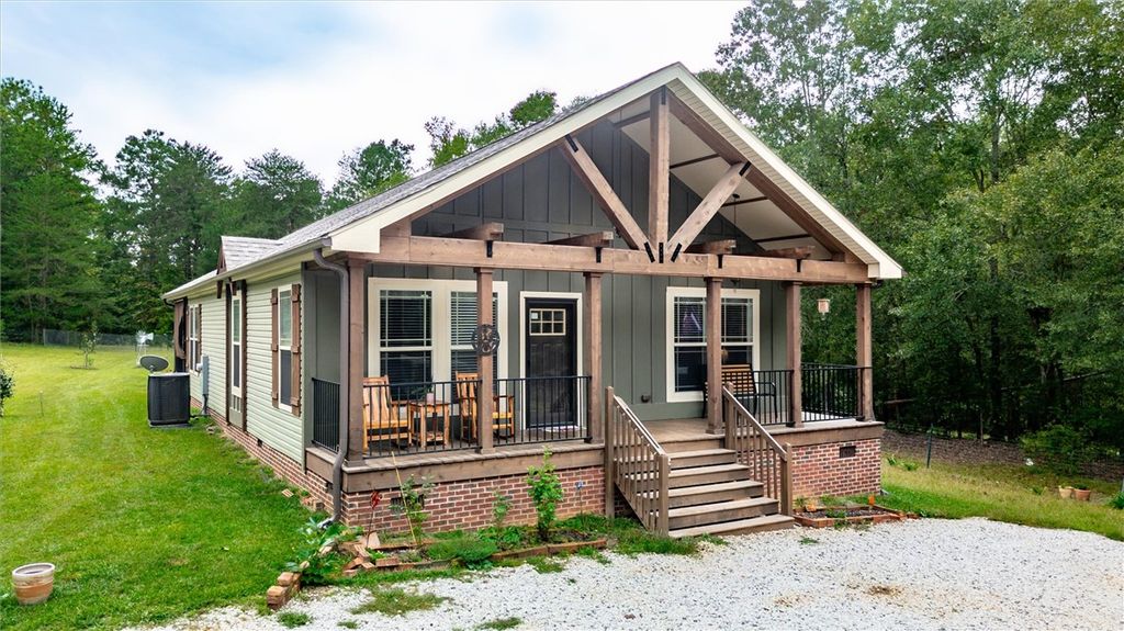 412 Simms School Road, Central, SC 29630