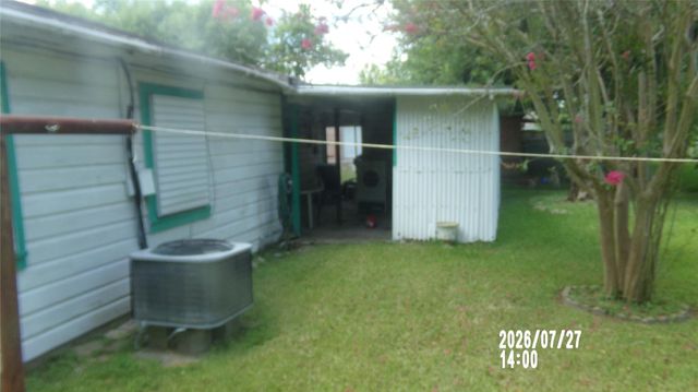 1102 Appomattox Drive N, Texas City, TX 77591