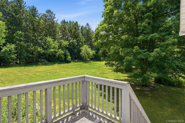 122 River Road, Wallkill, NY 12589