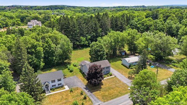 122 River Road, Wallkill, NY 12589