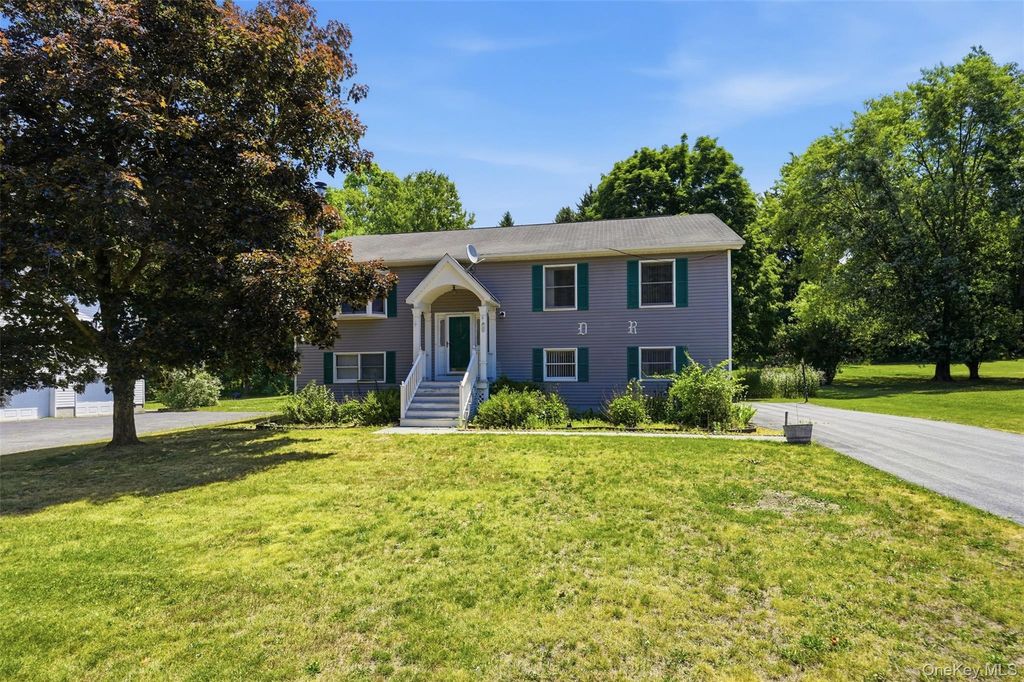 122 River Road, Wallkill, NY 12589