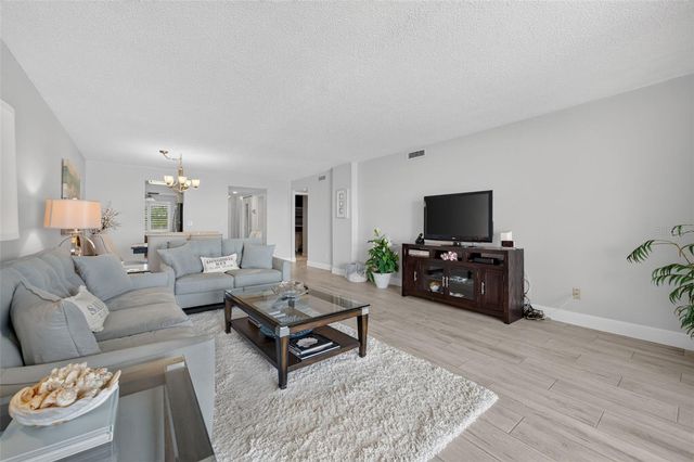4325 GULF OF MEXICO DRIVE 402, Longboat Key, FL 34228