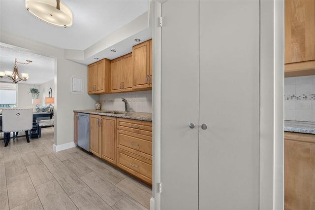 4325 GULF OF MEXICO DRIVE 402, Longboat Key, FL 34228
