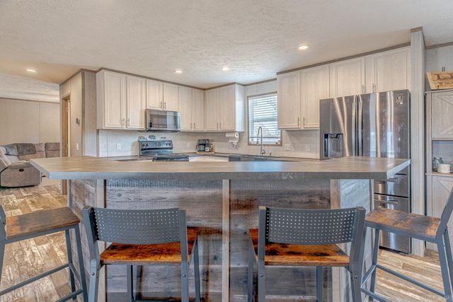 1111 SE Front St, Hoxie, AR 72433