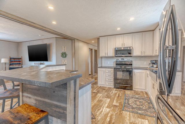 1111 SE Front St, Hoxie, AR 72433