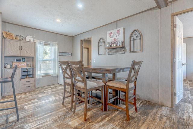 1111 SE Front St, Hoxie, AR 72433