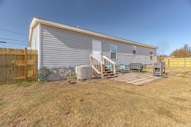 1111 SE Front St, Hoxie, AR 72433