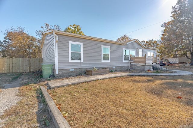 1111 SE Front St, Hoxie, AR 72433