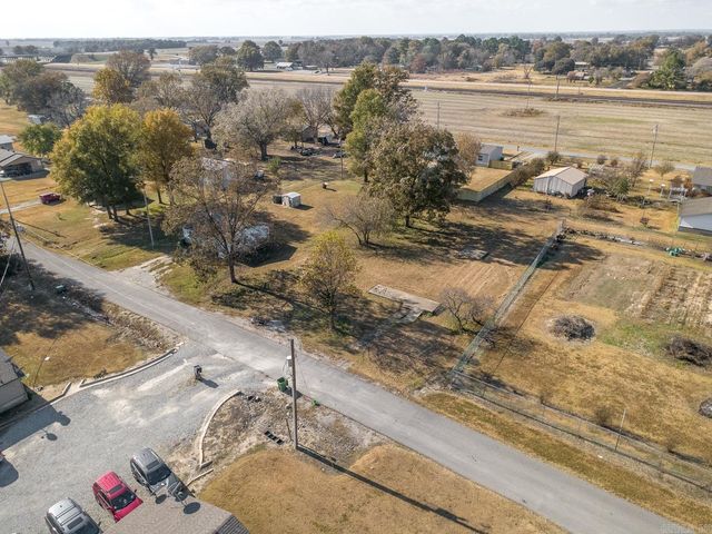 1111 SE Front St, Hoxie, AR 72433