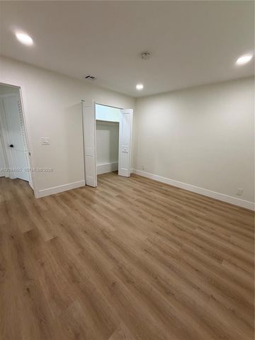 708 SW 7th Avenue, Hallandale Beach, FL 33009