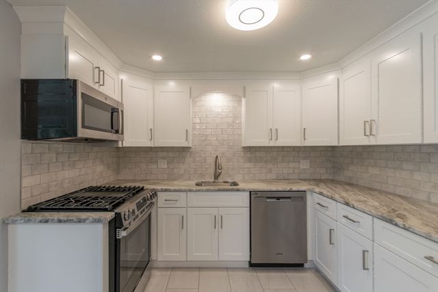 123 Mallard Circle, Agawam, MA 01001