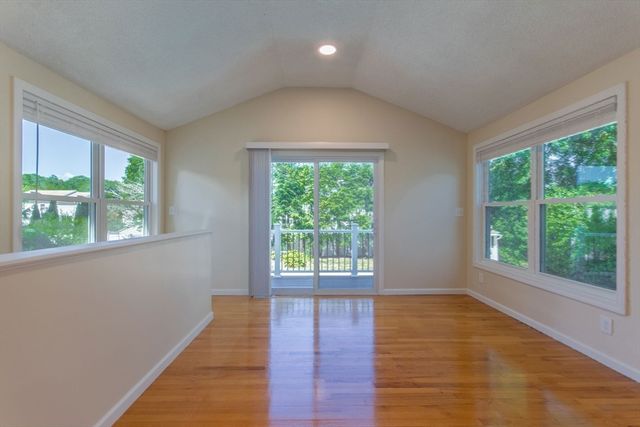 123 Mallard Circle, Agawam, MA 01001