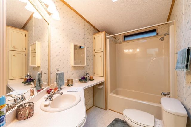 25527 BELLE HELENE, Leesburg, FL 34748