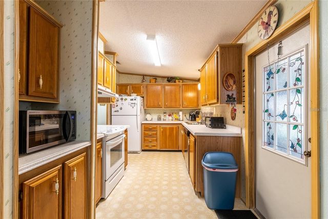 25527 BELLE HELENE, Leesburg, FL 34748