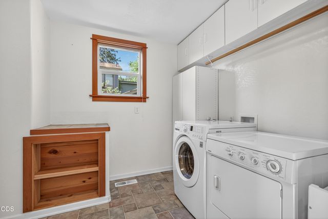 307 Hillcrest Street, Ashland, OR 97520
