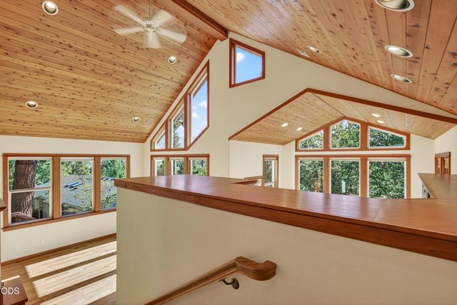 307 Hillcrest Street, Ashland, OR 97520