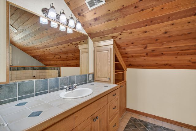 307 Hillcrest Street, Ashland, OR 97520