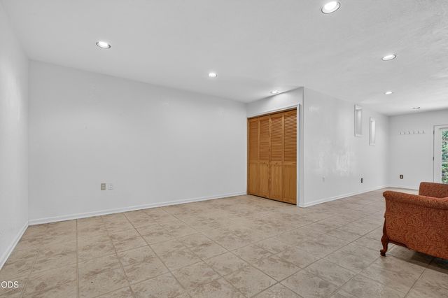 307 Hillcrest Street, Ashland, OR 97520