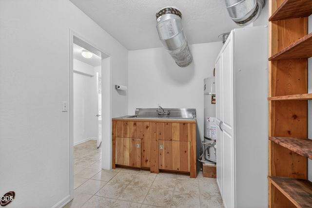 307 Hillcrest Street, Ashland, OR 97520