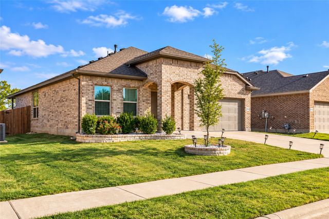 8408 Wildwest Drive, Fort Worth, TX 76131