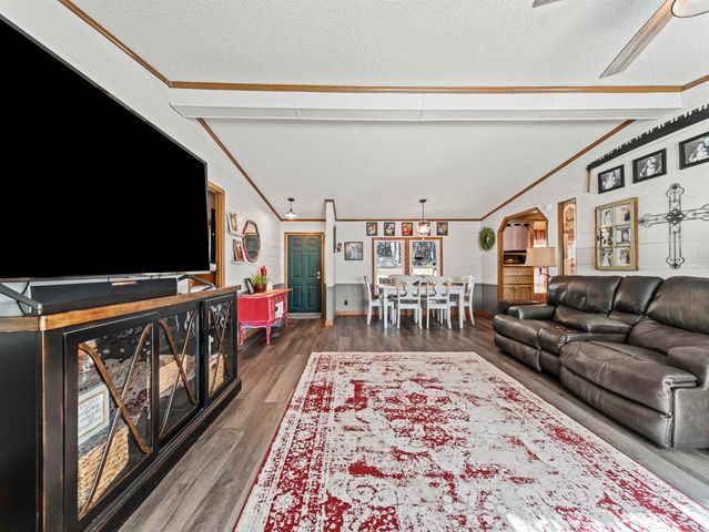 1122 Buckville Road, Jessieville, AR 71949